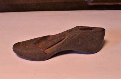 Shoe Last; Unknown; C-05-0064