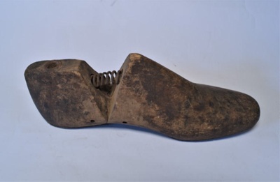 Shoe Last; Frank O'Halloran; C-05-0059