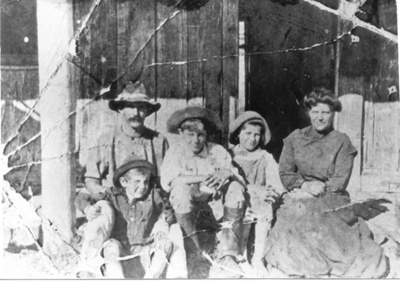 BP.11 Ellis Family at Slab Hut - 'Forestvale' Mitchell; 1912; BP.11 | eHive