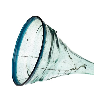 Glass Funnel Beaker, <a href="https://samlingar.shm.se/object/D4E138C1-0B35-496E-980A-435A1A0FF5A7"target="_blank">Swedish History Museum, 08189_HST</a>; 800–1100; EXH132, 108189_HST 