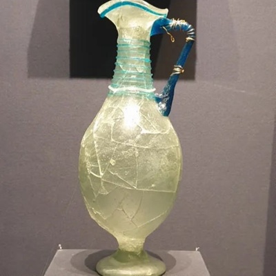Roman Glass Ewer, <a href="https://www.heritage.go.kr/heri/cul/culSelectDetail.do?VdkVgwKey=11,01930000,11&pageNo=1_1_1_0"target="_blank">National Museum of Korea, NT 193 </a>; 5th c.; Syria; EXH135, NT193