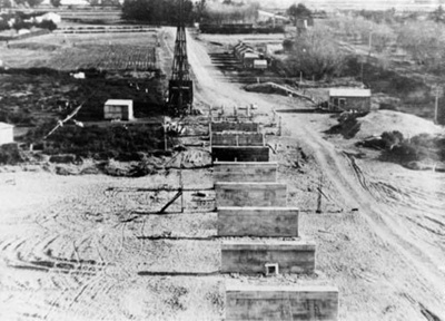 Early stages of construction of Selwyn Road Bridge looking south ca1920 ...