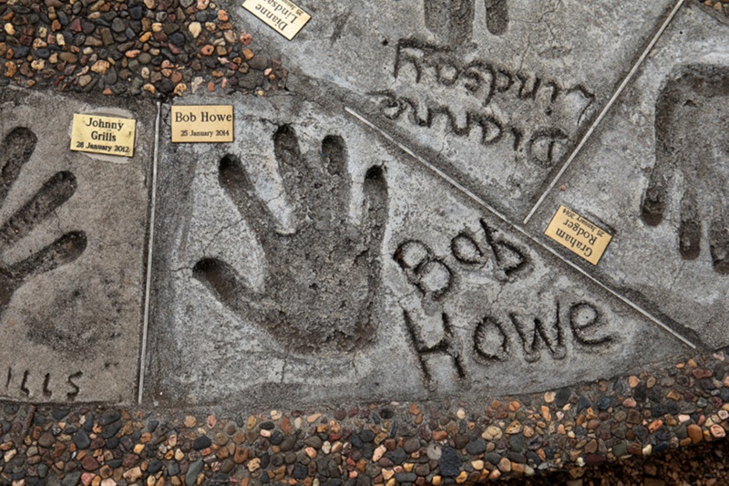 BOB HOWE; BOB HOWE; HOF_2014_HOWE | eHive