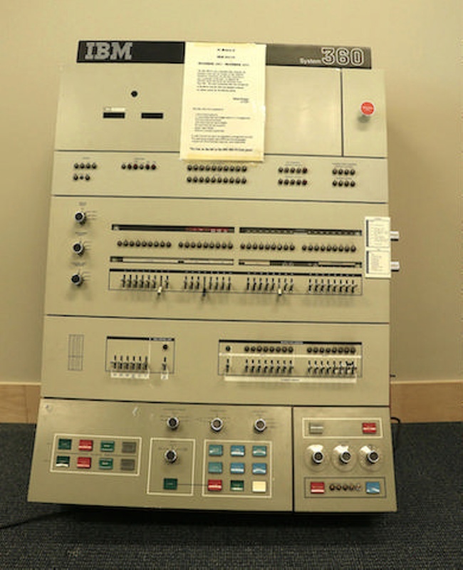 IBM 360 Computer console