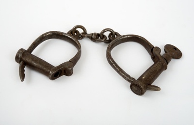 Convict hand cuffs; SF001176