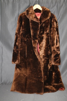 1955 Fur coat. Beaver lamb fur (sheepskin processed to resemble beaver or seal fur); 74803