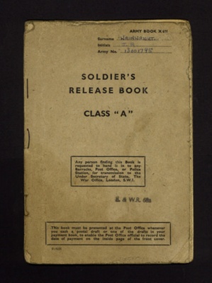 Army book x801 - soldier's release book class"A", - J.A. Wainwright 13001795 - 11/10/1945; 1/01/1945; 5146