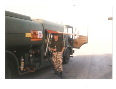 Colour photograph - R.A.F. M.T. fuel bowsers refueling R.A.F. tornado aircraft - dahran - 1990; 1/01/1990; 35888 Colour photograph - R.A.F. M.T. fuel bowsers refueling R.A.F. tornado aircraft - dahran - 1990; 1/01/1990; 35888