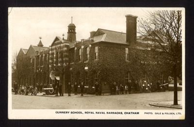 Post card (sepia) - gunnery school - Royal Navy barracks - Chatham 04/03/1935; 4/01/1935; 6290