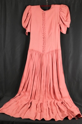 1948 Rose coloured crepe bridesmaid dress. Worn by donator's mother; 74801