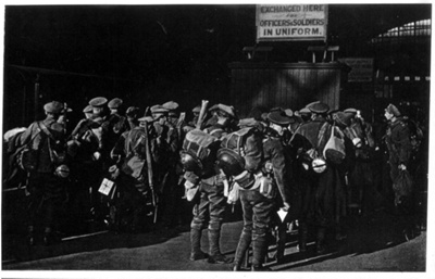 Copy of photograph - First World War is over - British troops arriving at a London railway station ; 9019 Copy of photograph - First World War is over - British troops arriving at a London railway station ; 9019