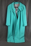 Lady's green coat; 7927
