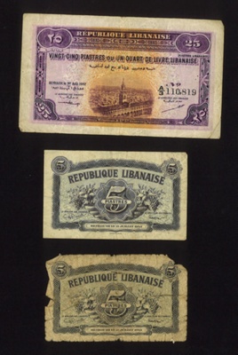 Bank notes (3) - "Republique Libanaise" - Libya - 25 piastres (1) & 5 piastres (2) - 1942; 1/01/1942; 7585