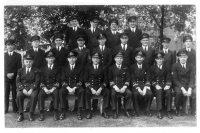Royal Navy group photograph - members of unidentified unit or vessel; 38314
