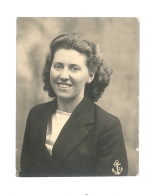 Photograph - Eileen Thorn in W.R.N.S. uniform - fiancee' of Roy Tomkins; 37713 Photograph - Eileen Thorn in W.R.N.S. uniform - fiancee' of Roy Tomkins; 37713