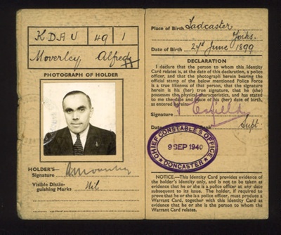 National registration identity card with endorsement (police) - in holder - Alfred Moverley - 09/09/1940; 9/09/1940; 5546