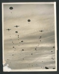 Photograph - airborne regiment baling out of transport aircraft during practice "drops" - 22/04/1944; 22/04/1944; 2617 Photograph - airborne regiment baling out of transport aircraft during practice "drops" - 22/04/1944; 22/04/1944; 2617