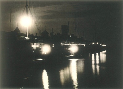 Copied official press photograph - ships containing German P.O.W.'s to be exchanged in harbour - October 1941; 1/10/1941; 41703