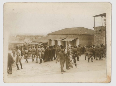 Set of photographs British troops quelling riots in Palestine 1936; 1/01/1936; 25296