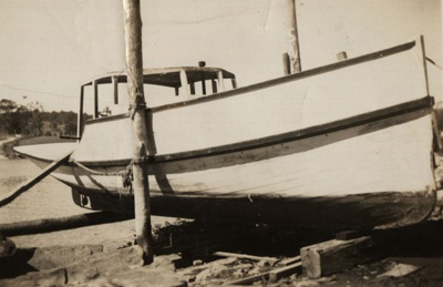 "Unity" - Fishing boat; Bert Moutom and Courtney Smith; 1905; TMA2021.00111.2.2