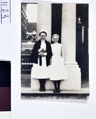 Nurses at St. Thomas's Hospital; 1123