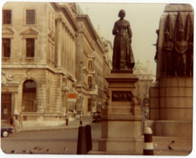 Statue of Florence Nightingale; 0823.25