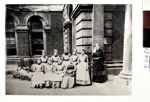 Miss Wardroper and Nurses outside St. Thomas's Hospital; St. Thomas's Hospital; 0481