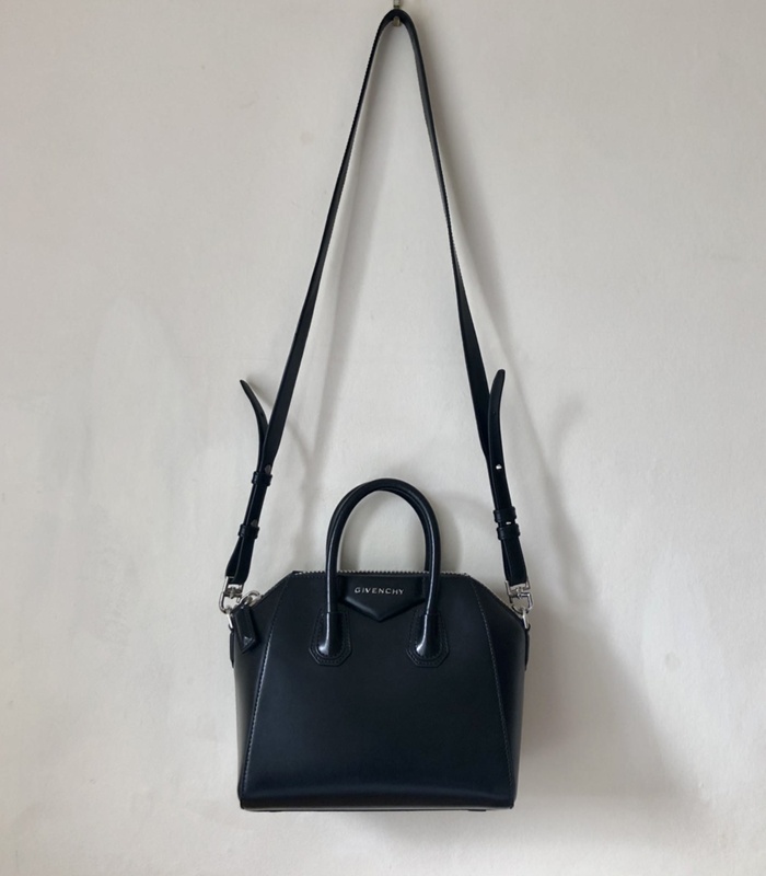 Black Givenchy Bag ; Givenchy; 2008;  | eHive