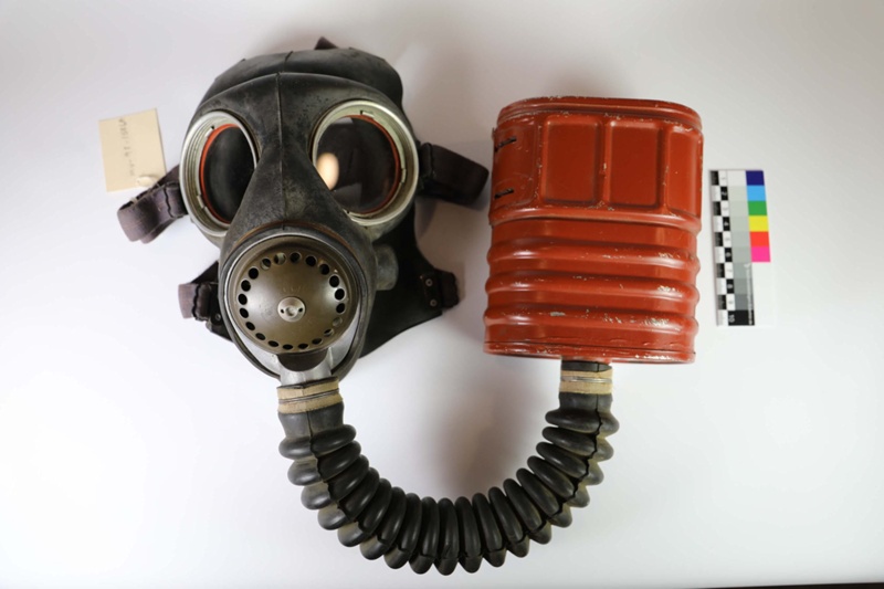 ww1 gas mask satchel