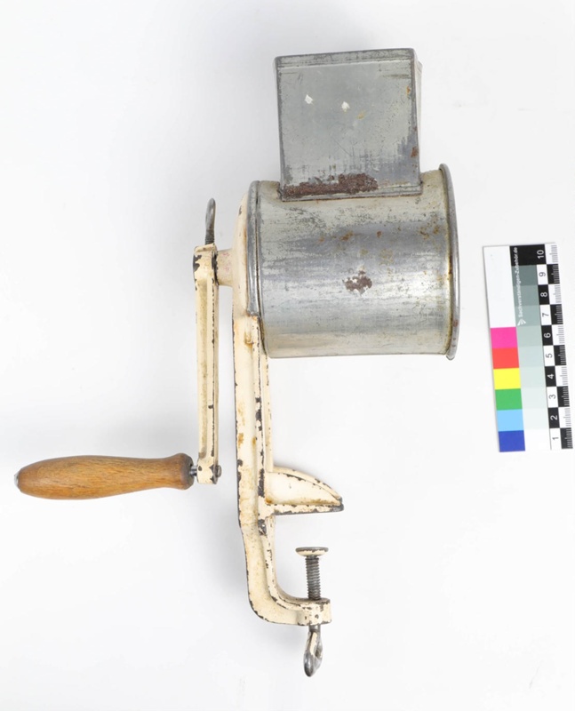 Cheese grater, crank; Mid 20th century; 9877Q3135 eHive
