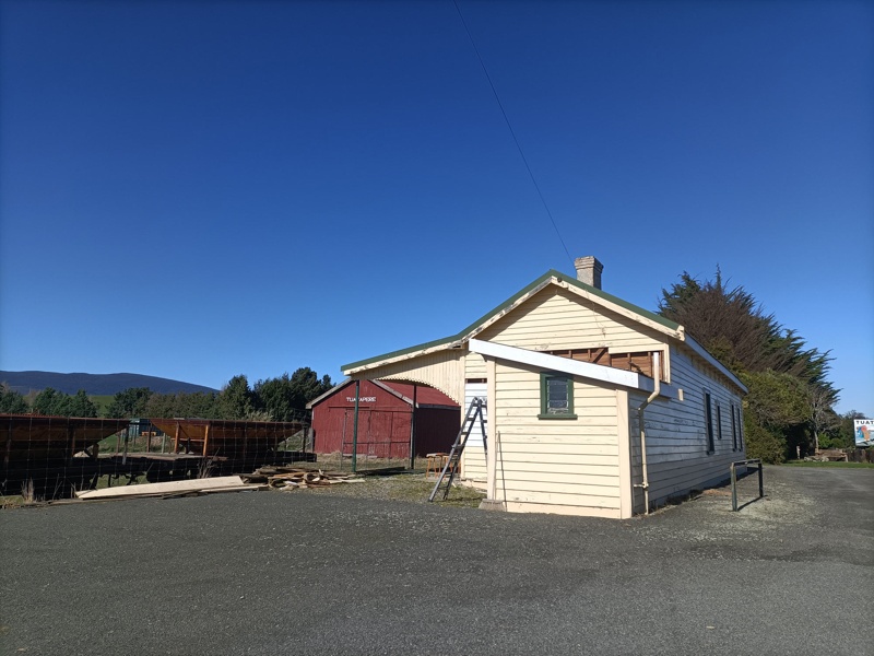 Tūātapere History - Business and Industry, Railway Station Renovations