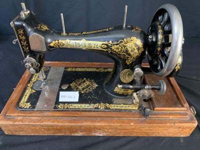 Singer 28K sewing machine; Singer Manufacturing Company; 1904; 2021.44. ...