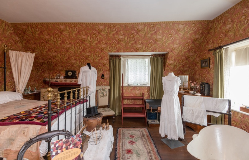 Broadgreen House