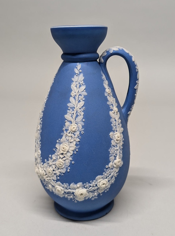 Handled Vase; Wedgwood (active 1759-present); BIKGM.2869b