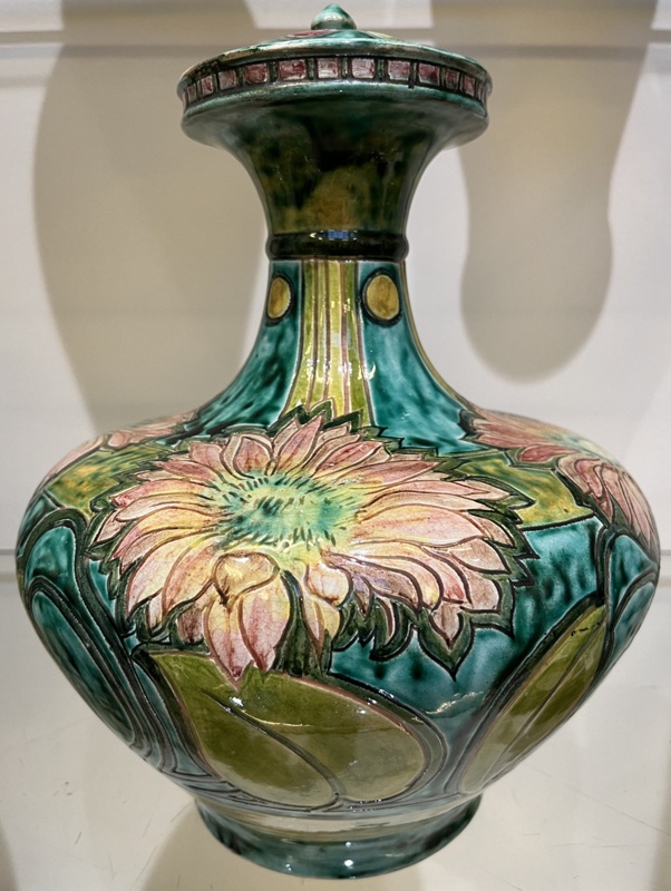 Dutch vase with cover; Della Robbia Pottery; BIKGM.L227.1