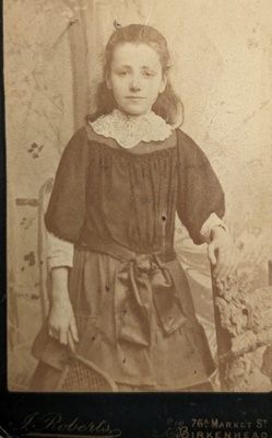 Photographic Portrait of Young Girl ; Roberts, James; BIKGM.5823