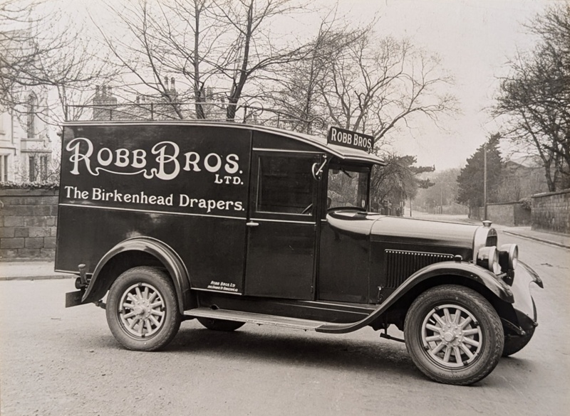 Robb Brothers Van; Foulds & Hibberd Ltd; BIKGM.6403