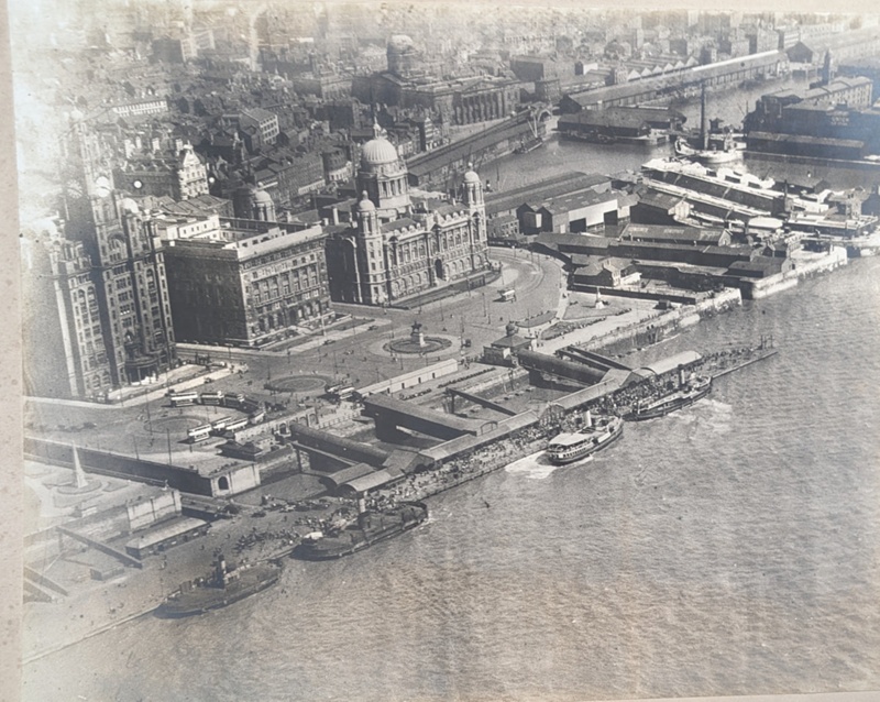 Aerial View of Liverpool Landing Stage c. 1917 Including Old Transporter Ferries; Unknown; BIKGM.W744