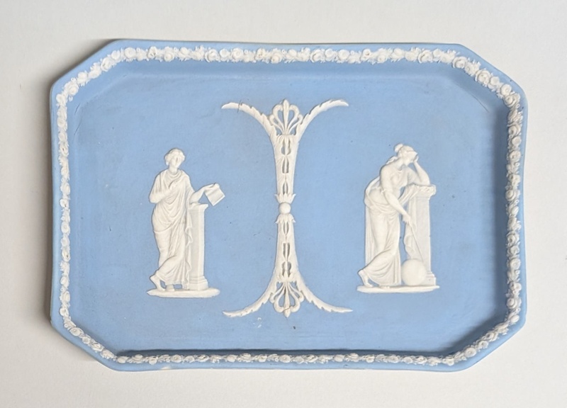 Dish/Tray; Wedgwood (active 1759-present); BIKGM.351