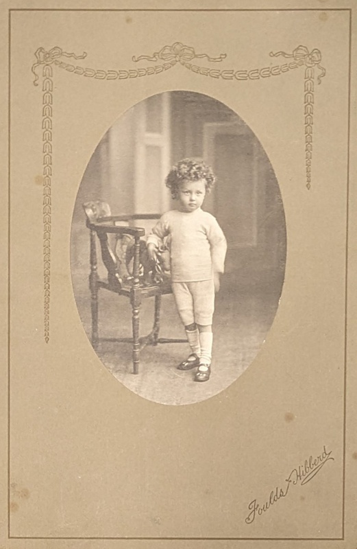 Birkenhead Photograph of Young Girl; Foulds and Hibberd; BIKGM.5819