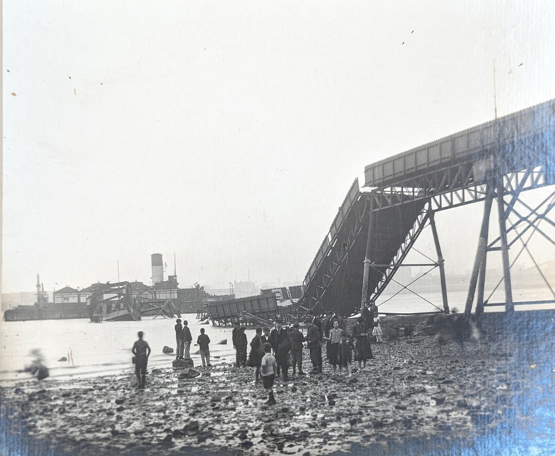 Photographs, Egremont Ferry Damaged 1932; Unknown; BIKGM.W715