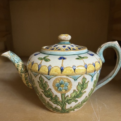 teapot; Granville Pottery; BIKGM.8232
