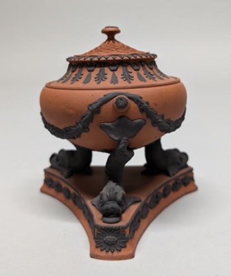 Pastille Burner and Cover; Wedgwood (active 1759-present); BIKGM.1463a