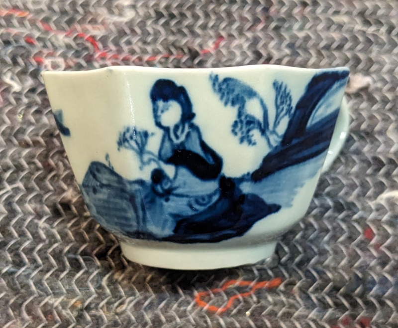 tea cup; BIKGM.161 KB102