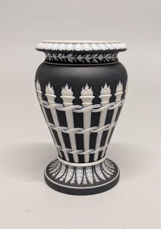 Vase; Wedgwood (active 1759-present); BIKGM.421