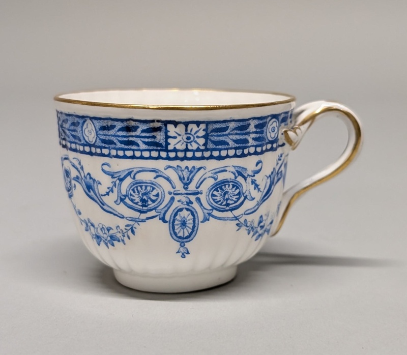 Teacup; Wedgwood (active 1759-present); BIKGM.3298f