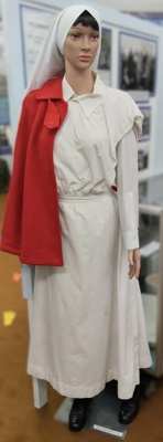 Nurses Pinafore