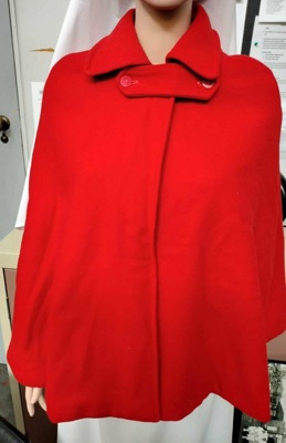 Te Kuiti Hospital Woollen Nurses Capes; 2025.2188