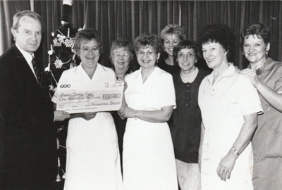 Photograph, Leanchoil Hospital staff; 1997; LT.2022.3.4