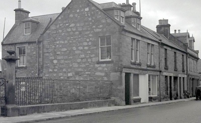fht.2026.94  murdoch's fishmongers and butchers at nos 10-12 high street, pictured in the 1950's. next door at no 16 , was willie young's newsagents, which became radner's hairdressers in 1964.